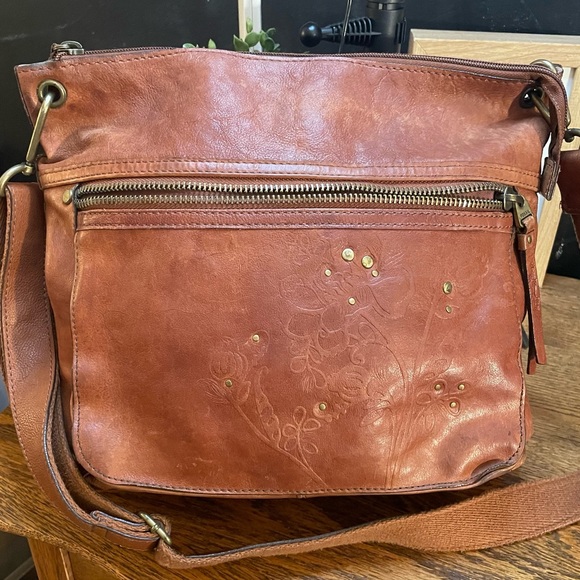 Fossil Handbags - Fossil leather crossbody